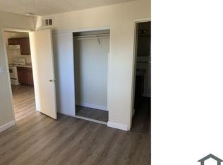 3712 Royal Crest St UNIT 5, Paradise, NV 89119