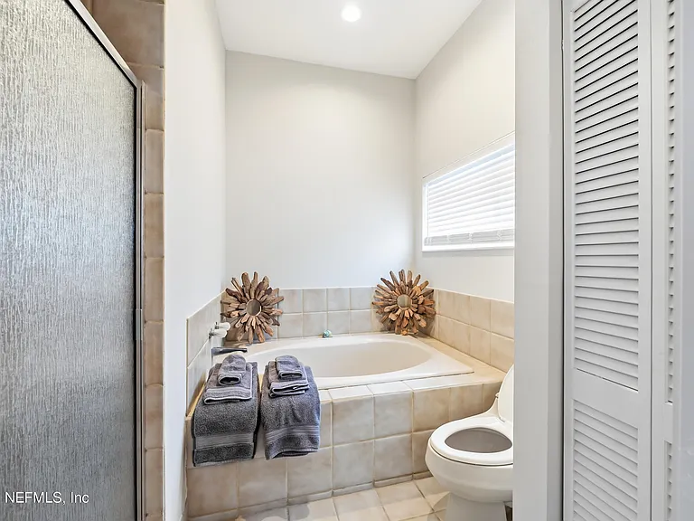 75 Comares Ave #3A — Photo 22