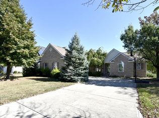 6573 Hunters Rdg S, Zionsville, IN 46077