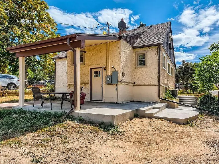 Back door to the house, but this is the MAIN entrance to the unit.