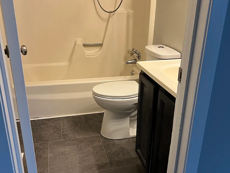 2112 E Caulder Ave #2112 — Photo 9