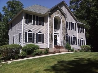 12 Glenwood Rd, Windham, NH 03087