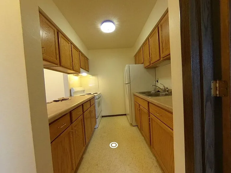 314 W Broadway St #5 — Photo 6