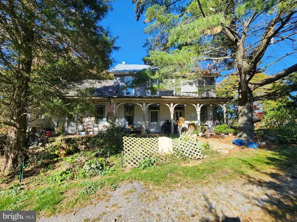 1555 Mount Pleasant Rd, Fayetteville, PA 17222