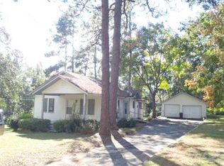 401 Cedar Rd, Chattahoochee, FL 32324