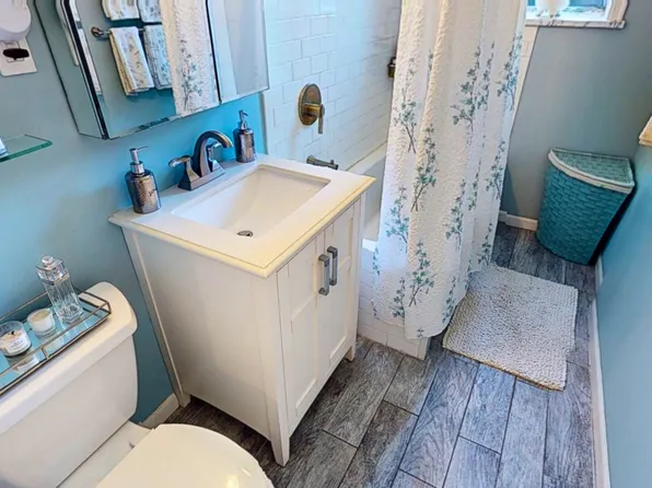 48-01 42nd Street image 37 of 49