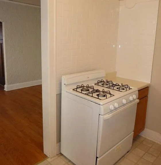 2937 N Bartlett Ave — Photo 8