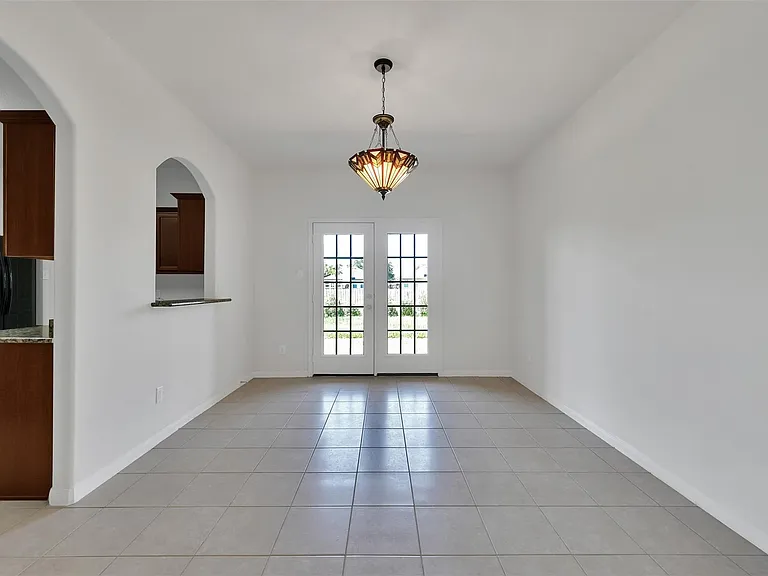 30719 W Lost Creek Blvd — Photo 10