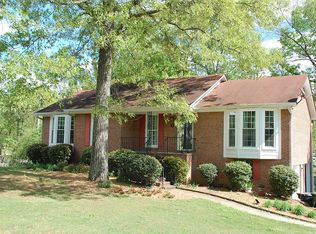 2003 Chandabrook Dr, Pelham, AL 35124