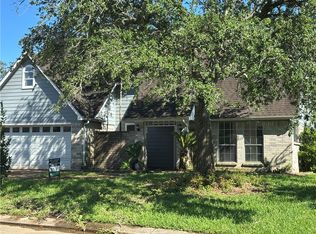 2616 El Camino St, Bay City, TX 77414