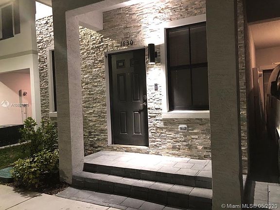 2nd image of 1630 SW 28th St #0