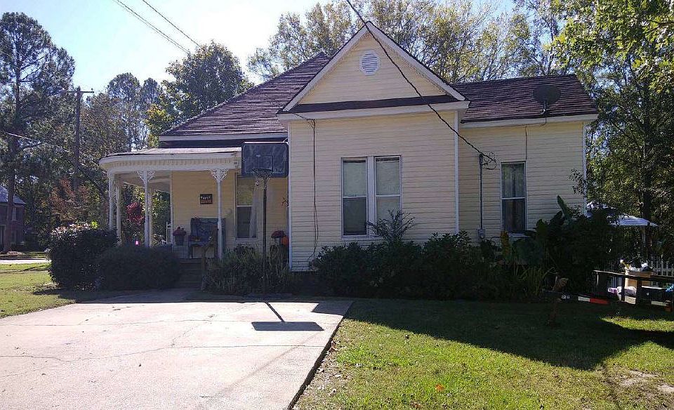 2nd image of 259 Calhoun St