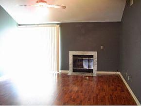 2nd image of 130 Kimberling Shrs APT 4