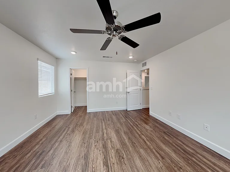 6035 Theodore St — Photo 15