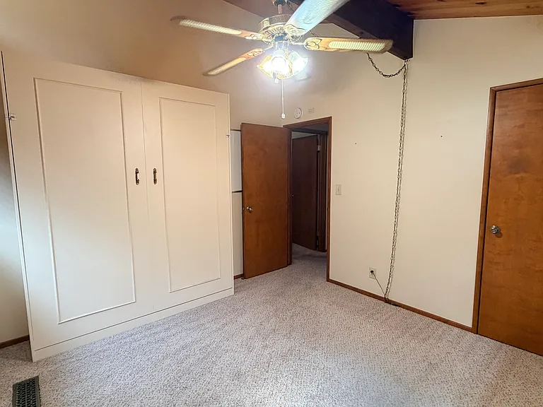 25316 Marion Ridge Dr — Photo 13