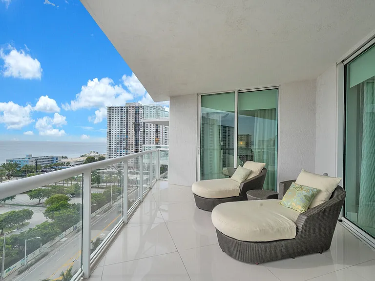 1 N Ocean Blvd #1007 — Photo 35