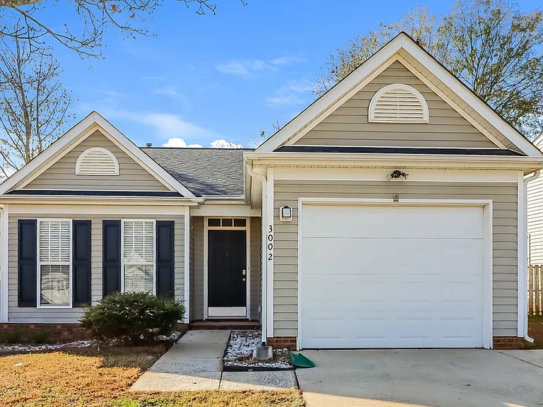 3002 Salmon River Dr — Photo 1
