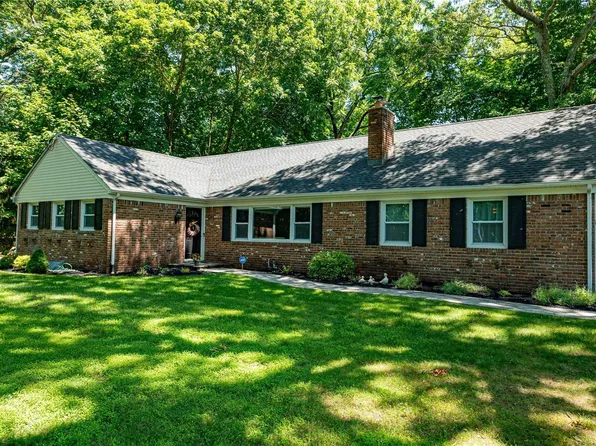 13 Black Duck Drive, Stony Brook, NY 11790