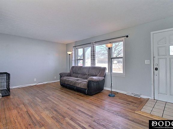 5th image of 1451 W 11th St