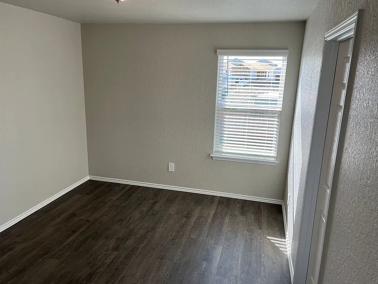 13121 Candace Way — Photo 11