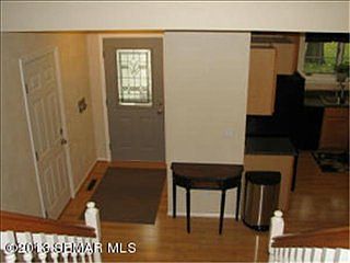 2nd image of 1903 Hemlock Ave