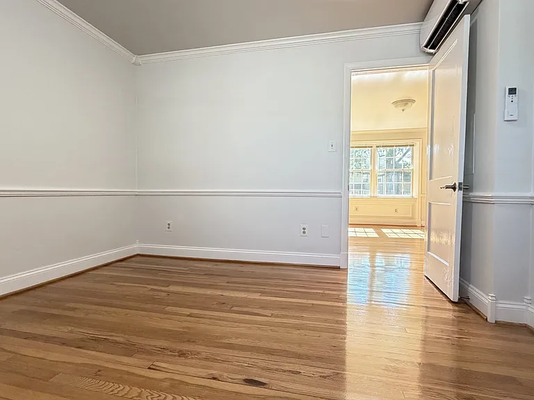 819 S Alfred St #2 — Photo 15