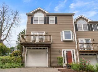 600 Trapelo Rd APT 1, Waltham, MA 02452
