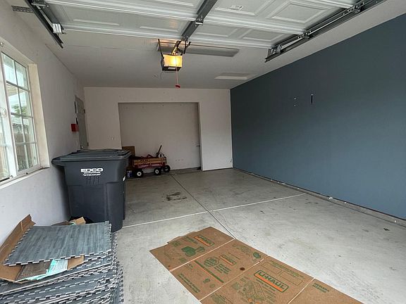 4th image of 1419 Hoover Ave #1419