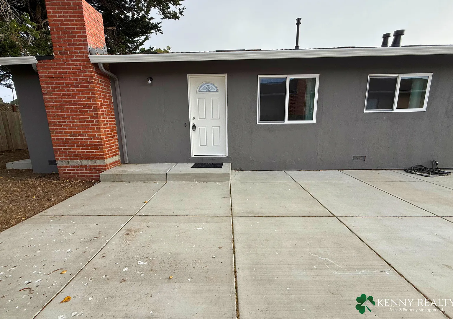 Fully Remodeled 3BR/2BA Home in San Bruno — Photo 3