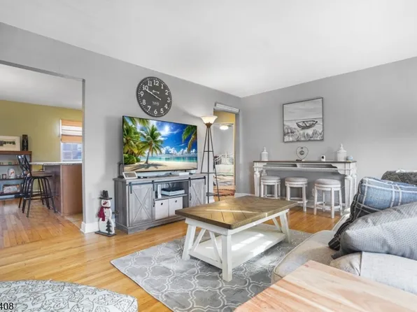 48C Colfax Mnr #C, Roselle Park Boro, NJ 07204