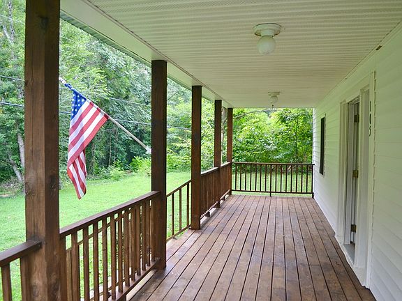 2nd image of 105 Ames Ln