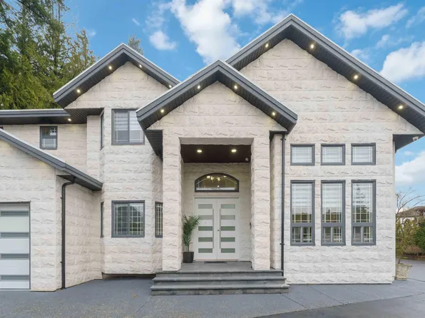 6168 126th St, Surrey, BC V3X 1V6