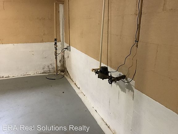 4th image of 545-547 Highland Ave
