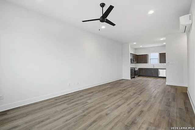7940 Kennedy Hl #7 — Photo 12