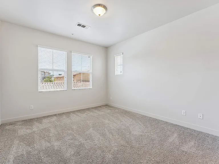 Casa Lago Eastlake — Photo 22