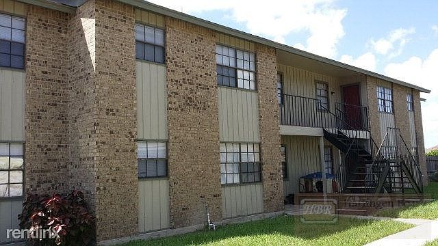 Oakwood Apts