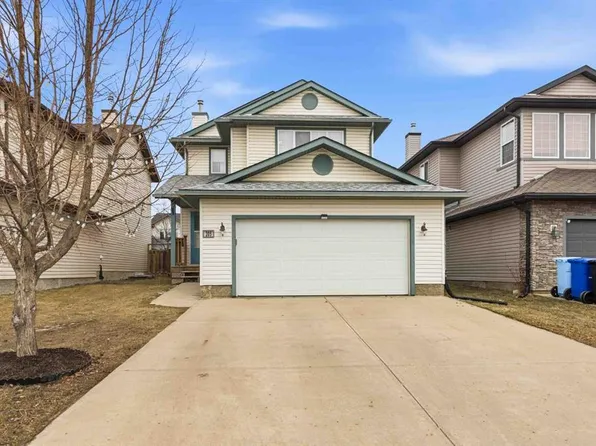 205 S Parry Cres, Wood Buffalo, AB T9K 0A4