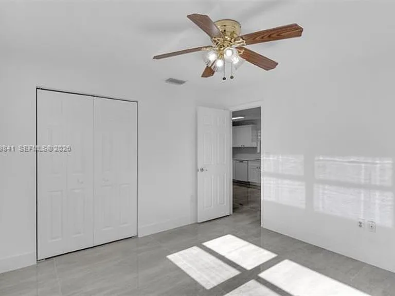 9999 NW 25th Ter #9999 — Photo 13