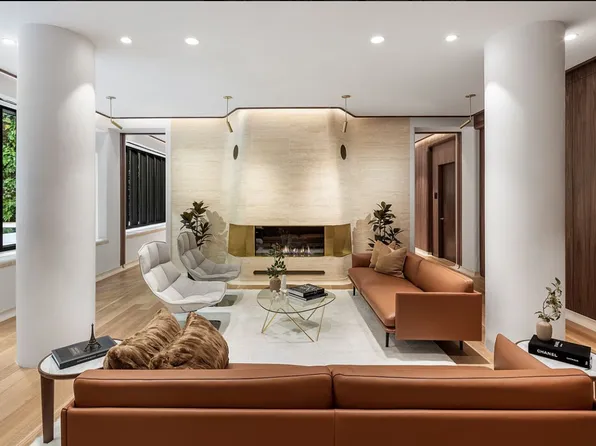 110 Charlton Street image 12 of 16