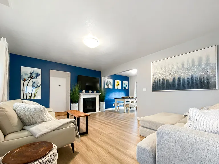1302 Ross Ln N — Photo 12