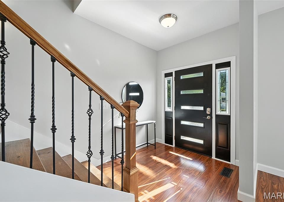 1st image of 1623 Forest Ave