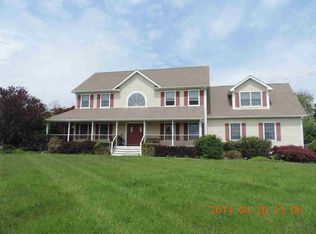 66 Hosner Mountain Rd, Hopewell Junction, NY 12533