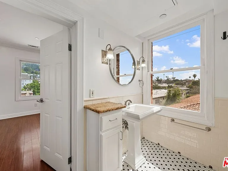 1236 N Flores St #207 — Photo 4