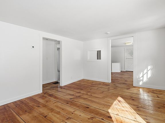 4th image of 367 Shady Nook Road