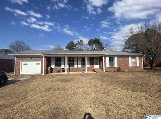 1712 Iris St SW, Decatur, AL 35601