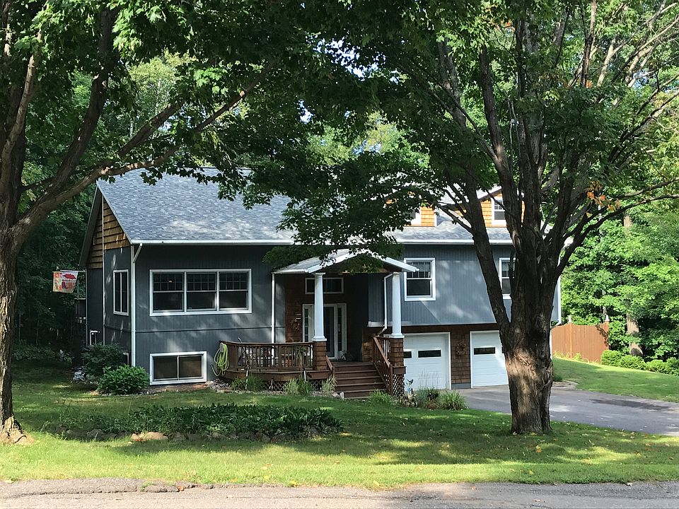 1037 Allouez Rd, Marquette, MI 49855 Zillow