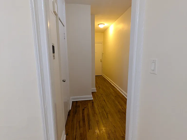 3215 93rd St #B9 — Photo 8