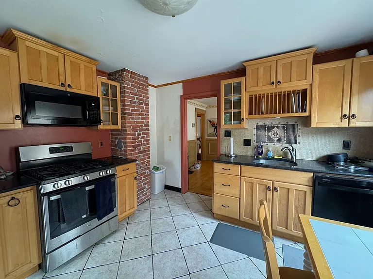 42 Electric Ave #2 — Photo 2