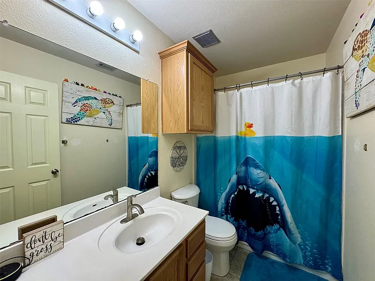 1315 Lou Gehrig Ln — Photo 9