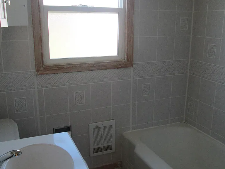 408 Ramona Ave — Photo 8